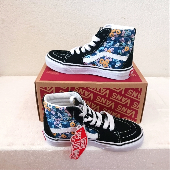 Vans - Picture 4 of 4